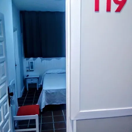 Montesol Arttyco فندق 2*