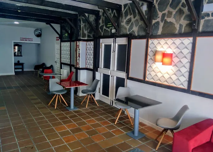 מלון Montesol Arttyco